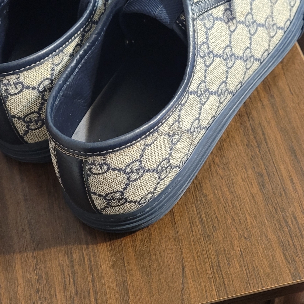 Men Gucci shoes